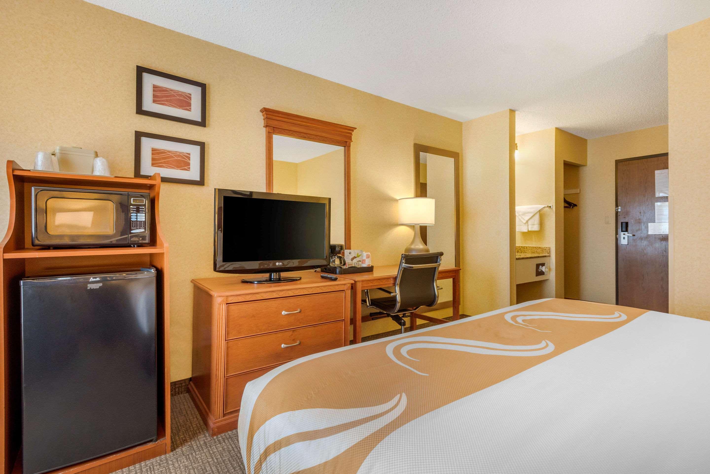 Quality Inn I-25 Пуэбло Экстерьер фото