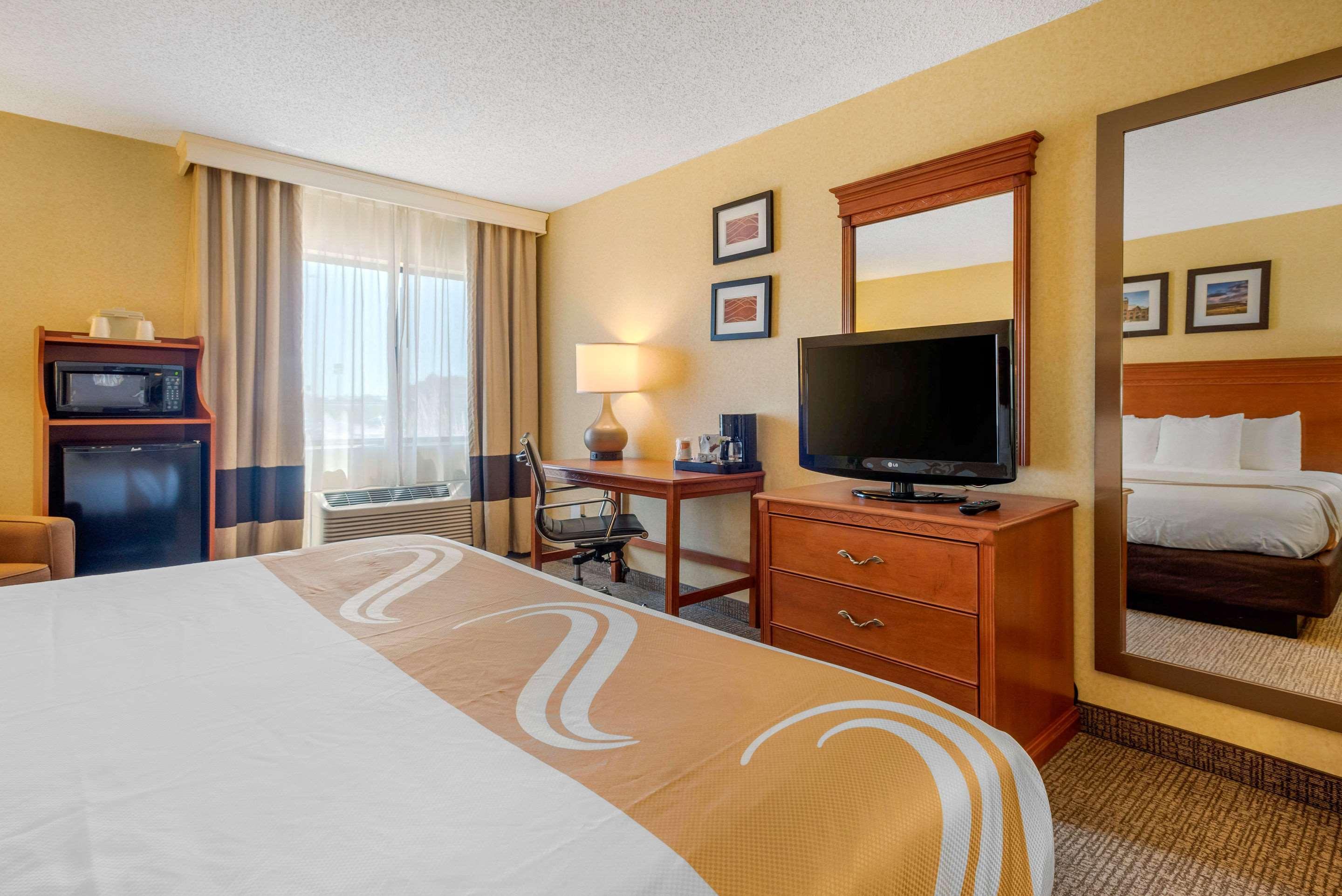 Quality Inn I-25 Пуэбло Экстерьер фото