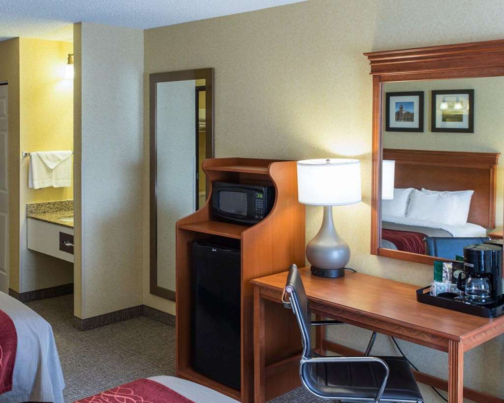 Quality Inn I-25 Пуэбло Номер фото
